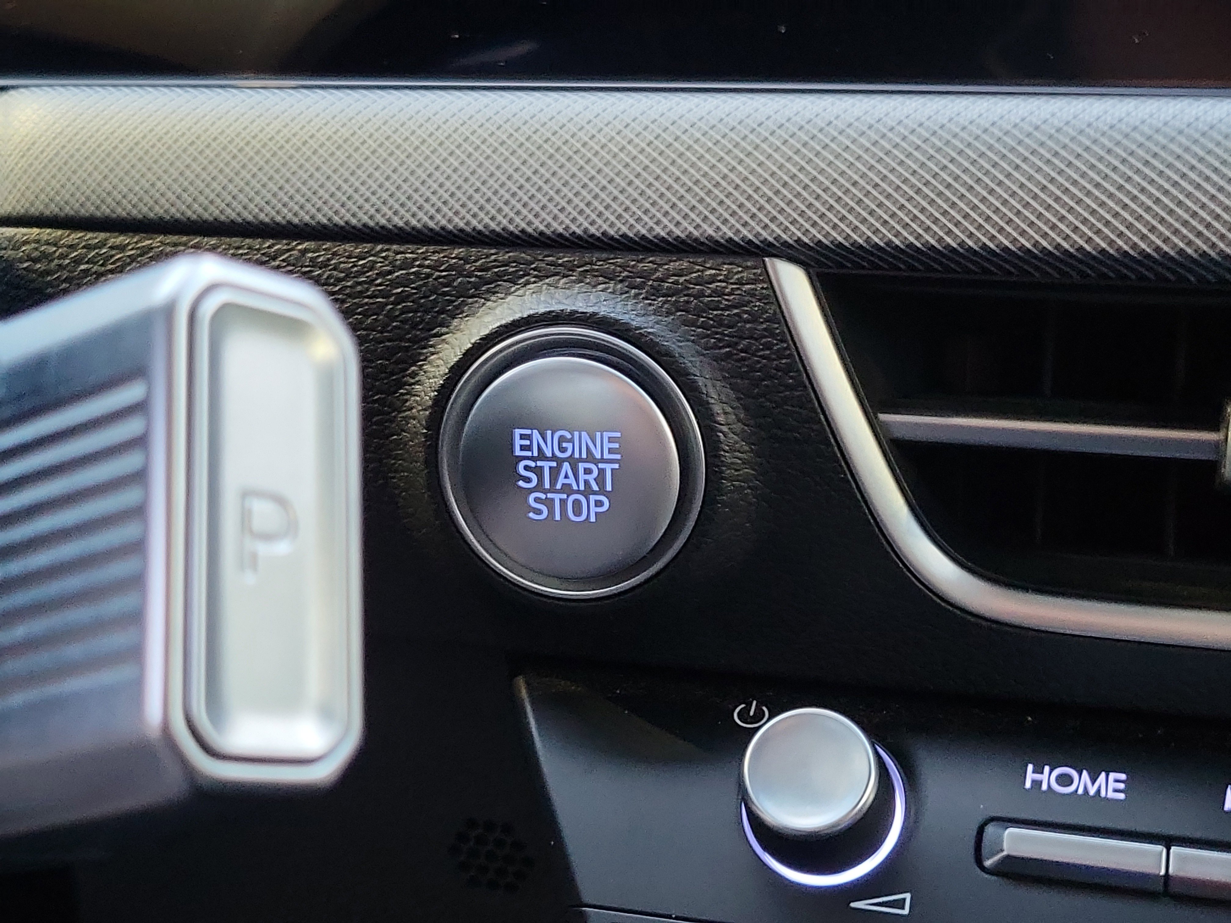 Certified 2024 Hyundai Sonata SEL w/ Convenience Package image 14