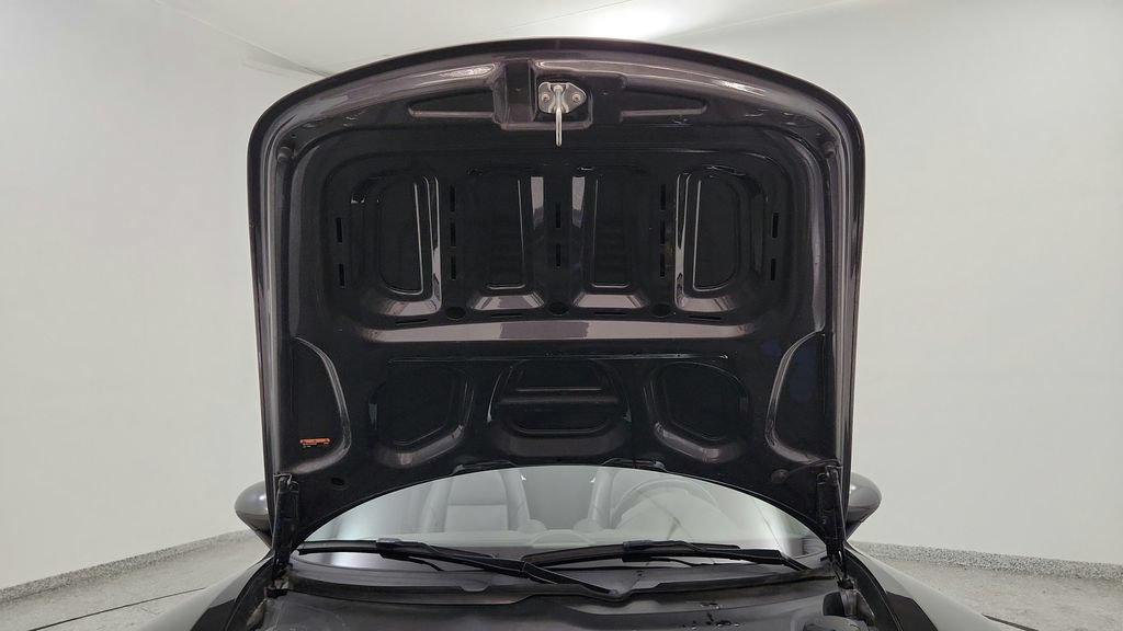 Used 2022 Porsche 718 Boxster RWD image 14
