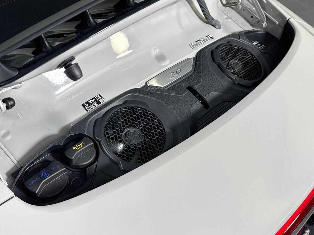 Certified 2025 Porsche 911 Carrera RWD image 30