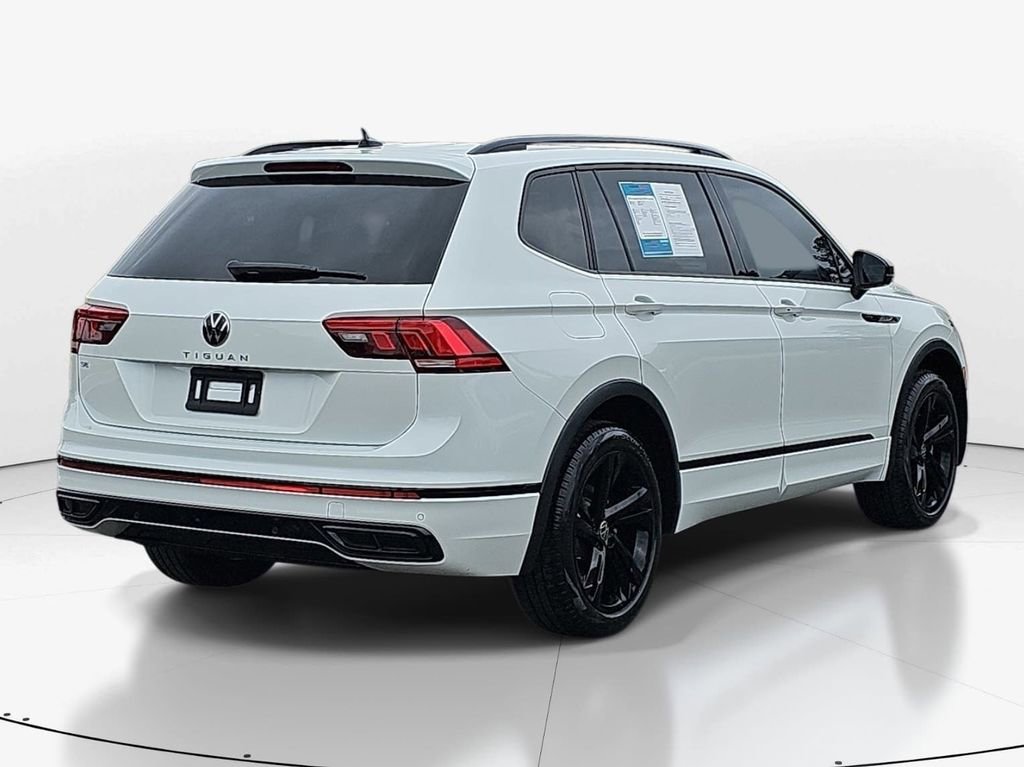 Used 2023 Volkswagen Tiguan SE R-Line FWD image 5