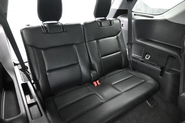 Used 2023 Ford Explorer Limited w/ Equipment Group 301A AWD/4WD image 10