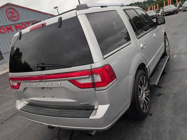 Used 2016 Lincoln Navigator Select AWD/4WD image 8