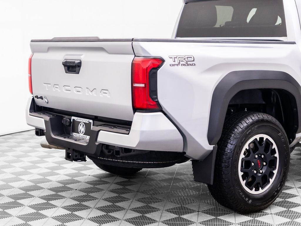 Used 2024 Toyota Tacoma TRD Off-Road AWD/4WD image 32