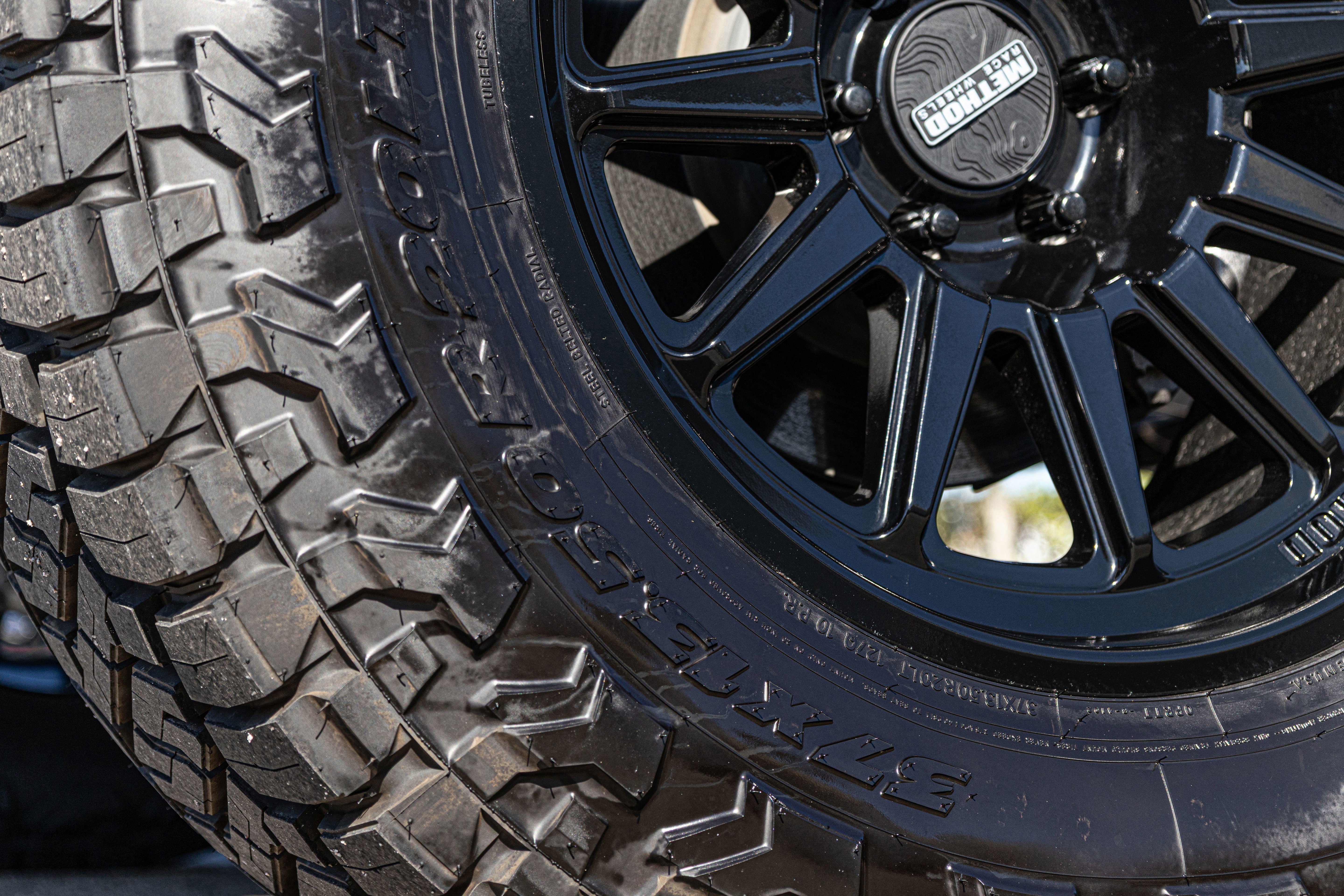 Certified 2025 Ford F150 Raptor w/ Equipment Group 803A Raptor R image 17