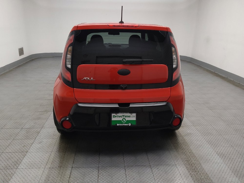 Used 2016 Kia Soul + image 6