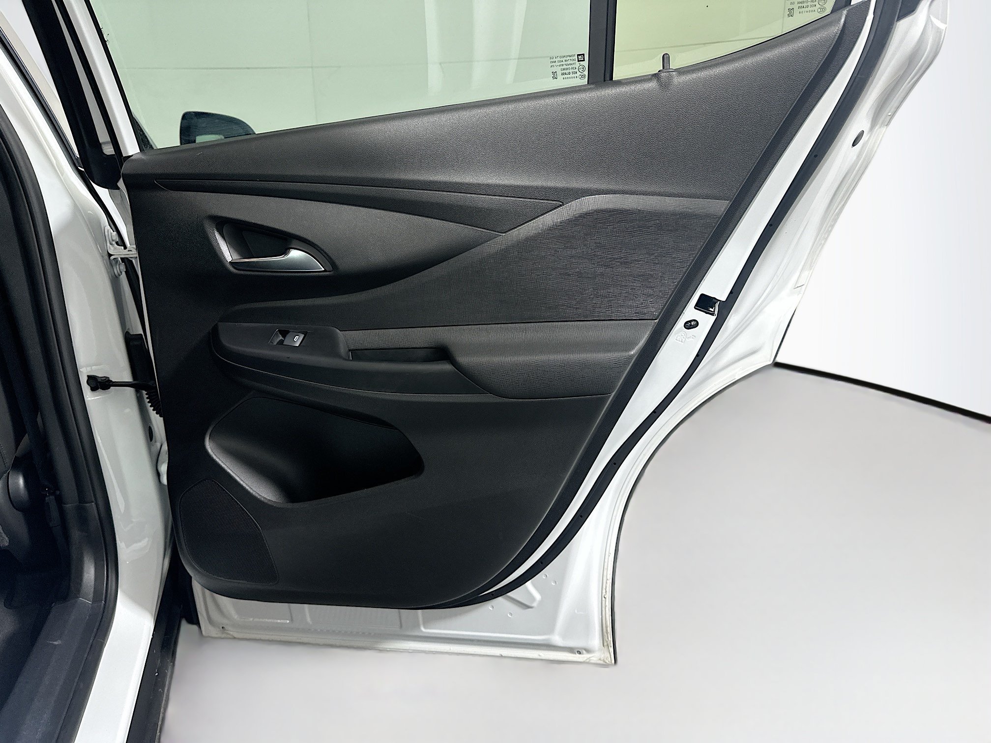Used 2025 Buick Envista Preferred FWD image 29