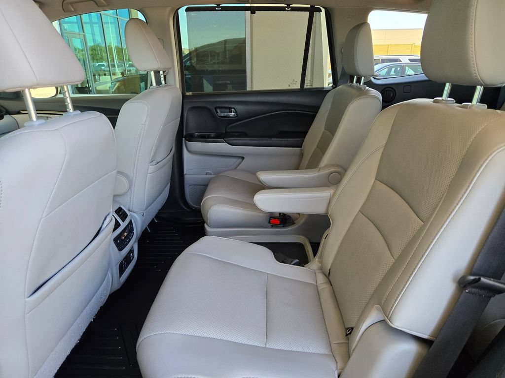 Used 2022 Honda Pilot Elite image 14