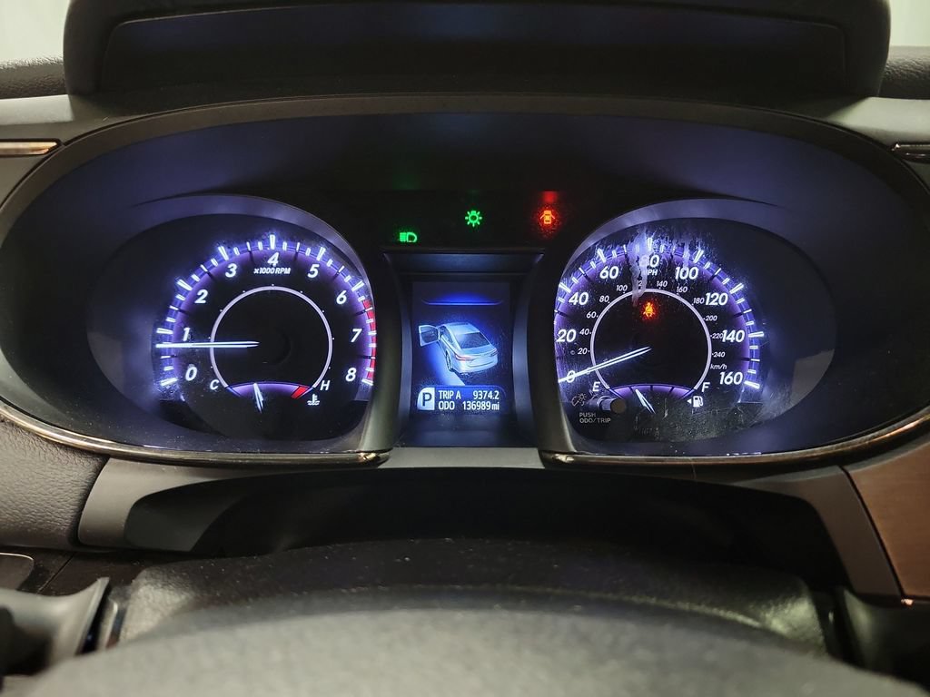 Used 2018 Toyota Avalon Limited w/ All Weather Liner Package FWD image 26