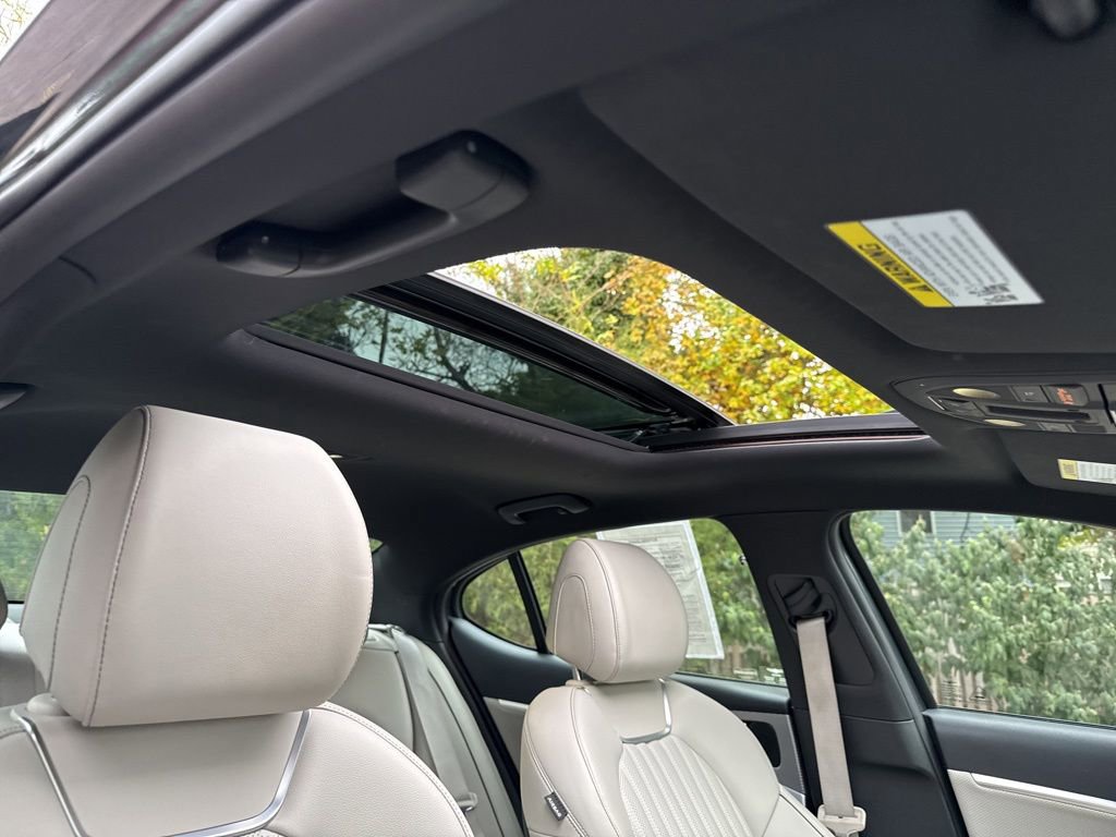 Used 2023 Genesis G70 2.0T w/ Sport Prestige Package image 36