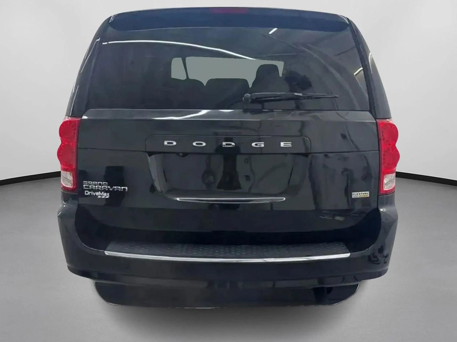 Used 2018 Dodge Grand Caravan SE image 10