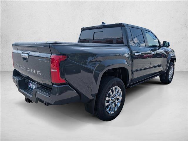 Used 2025 Toyota Tacoma Limited AWD/4WD image 5