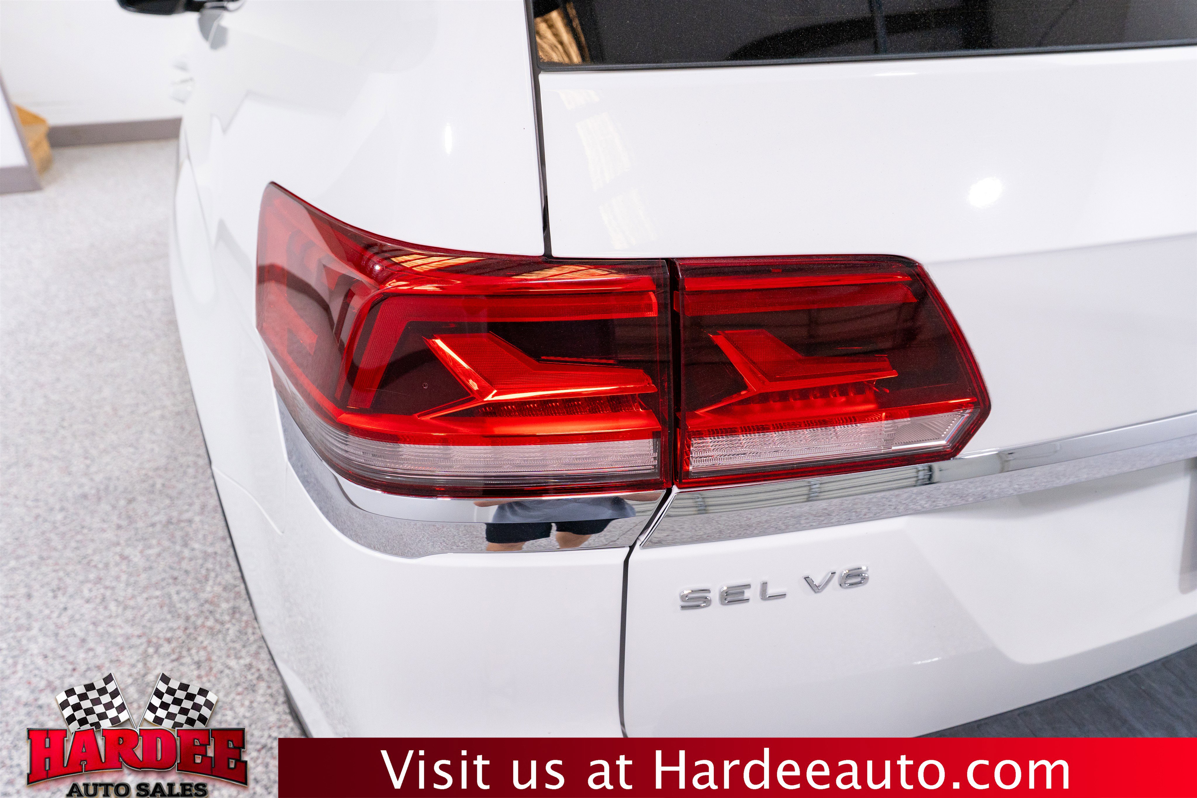 Used 2021 Volkswagen Atlas SEL FWD image 9