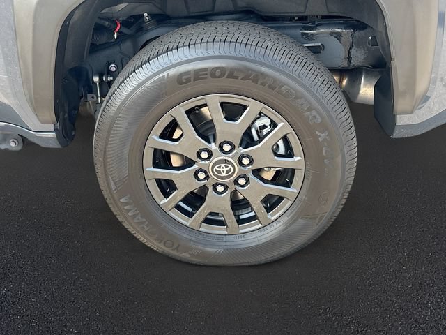 Used 2025 Toyota 4Runner SR5 RWD image 30