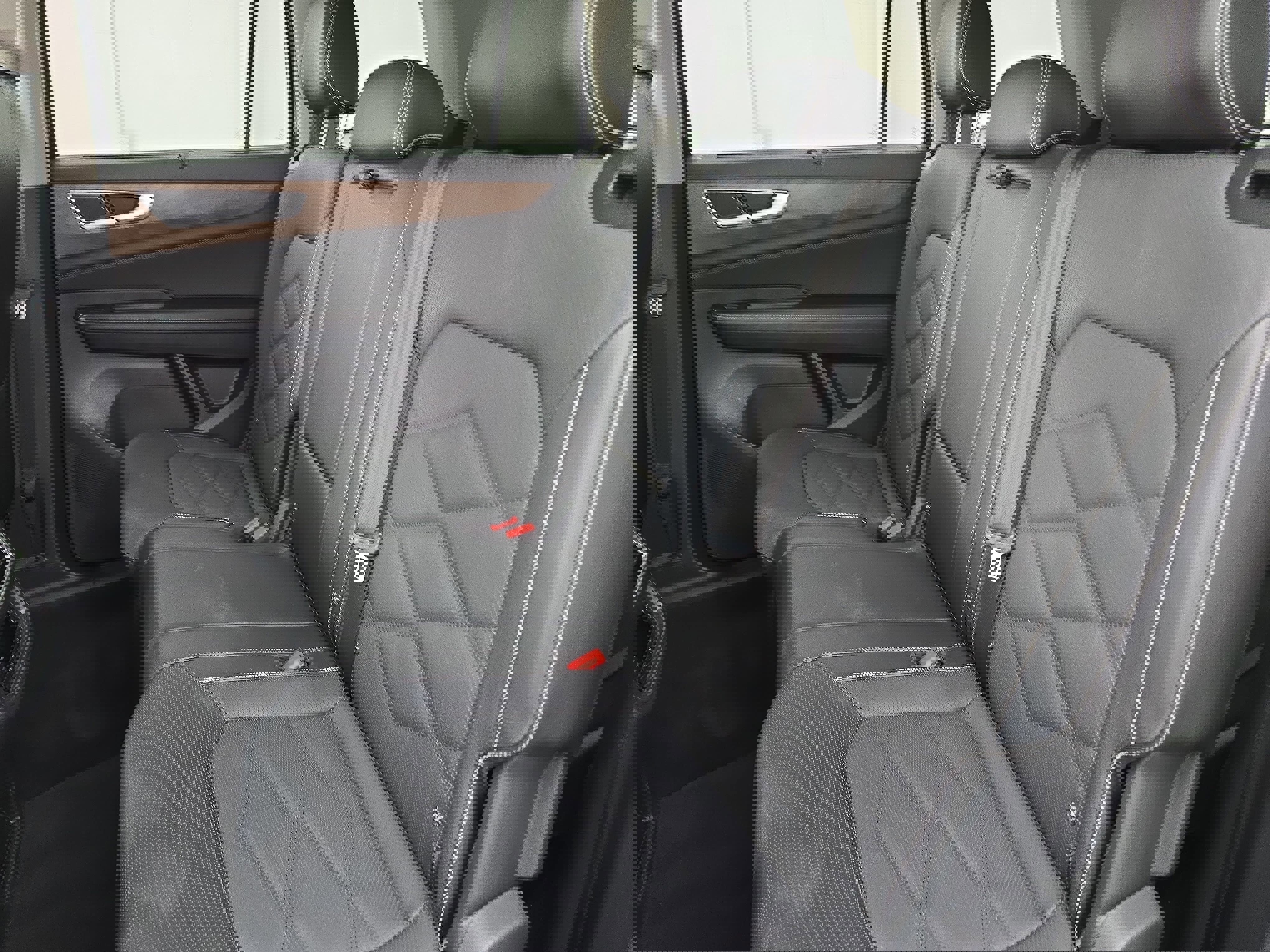 Certified 2024 Volkswagen Atlas SE image 15