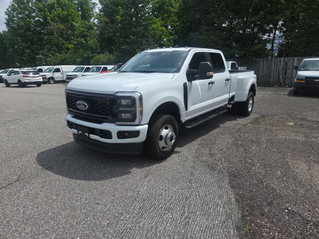New 2026 Ford F350 XL w/ STX Appearance Package AWD/4WD image 2