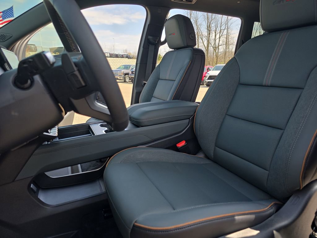 New 2026 GMC Acadia AT4 w/ Luxury Package AWD/4WD image 16