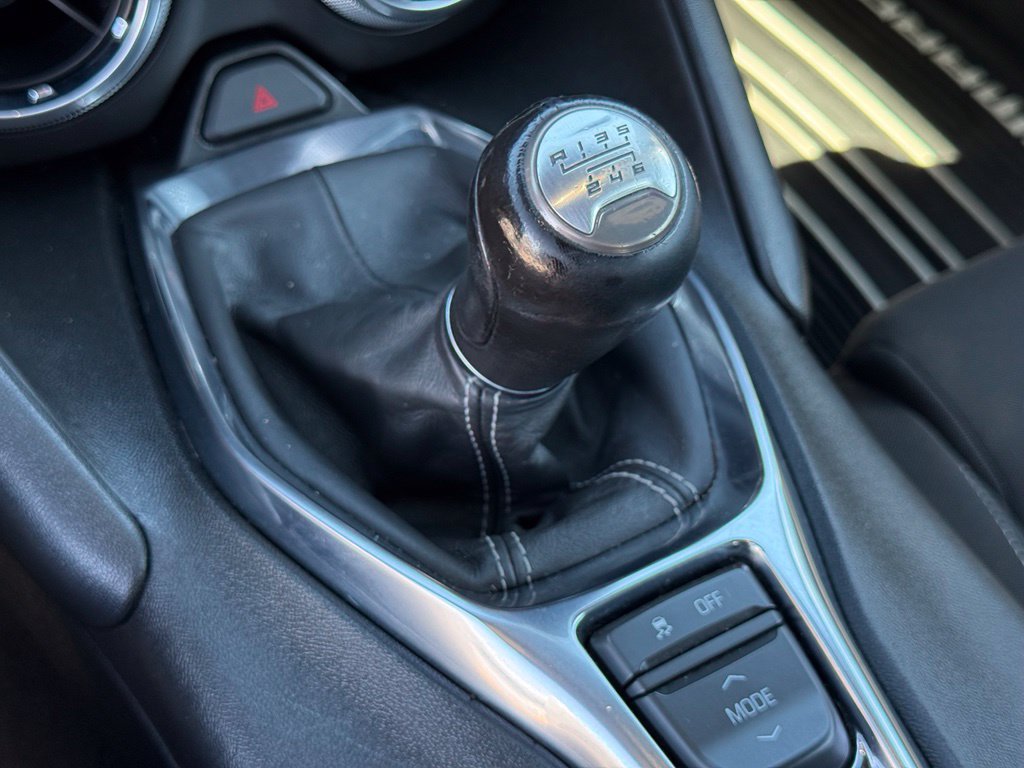 Used 2023 Chevrolet Camaro LT RWD image 12