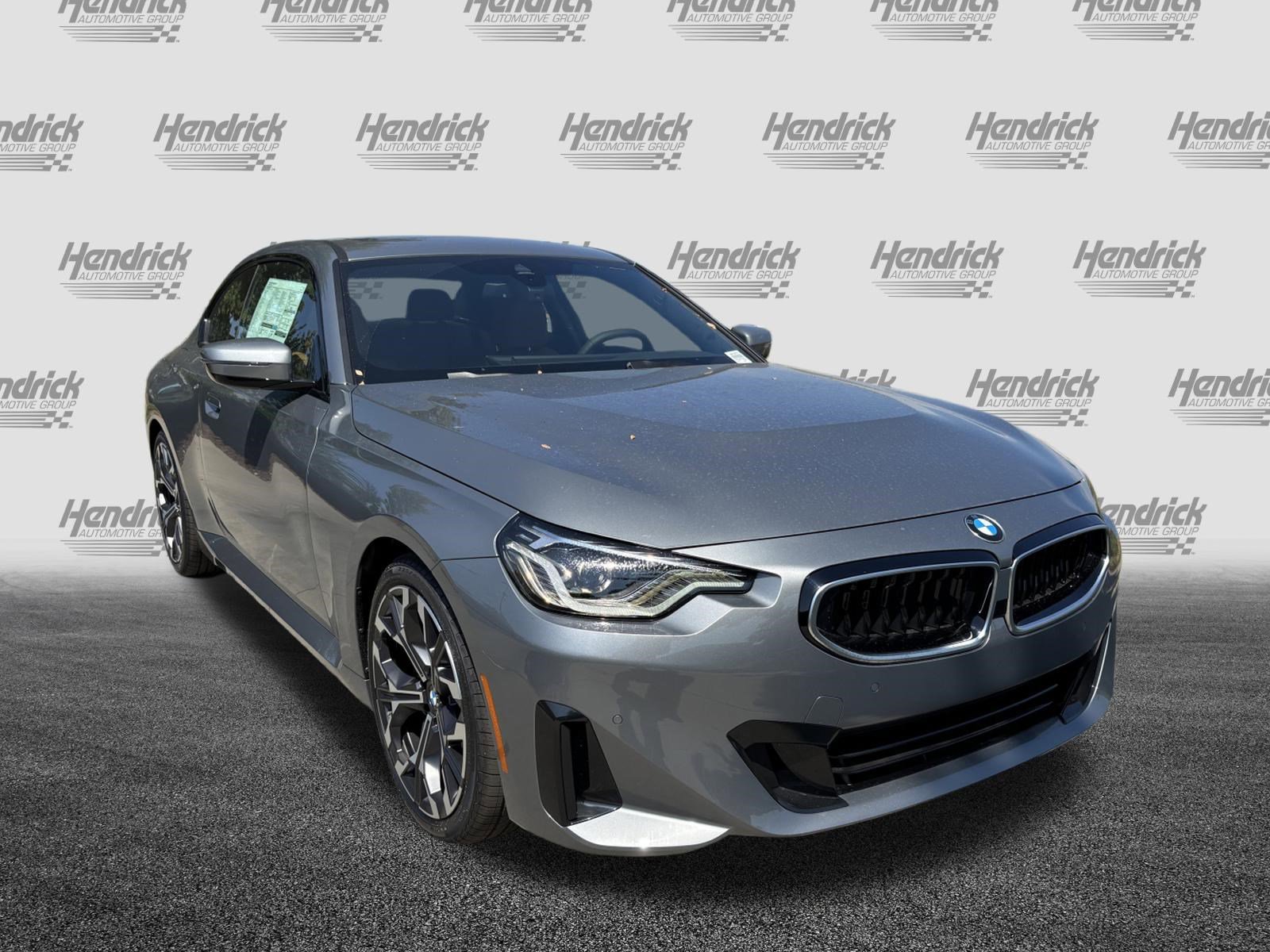 Used 2025 BMW 230i Coupe w/ Premium Package RWD image 2