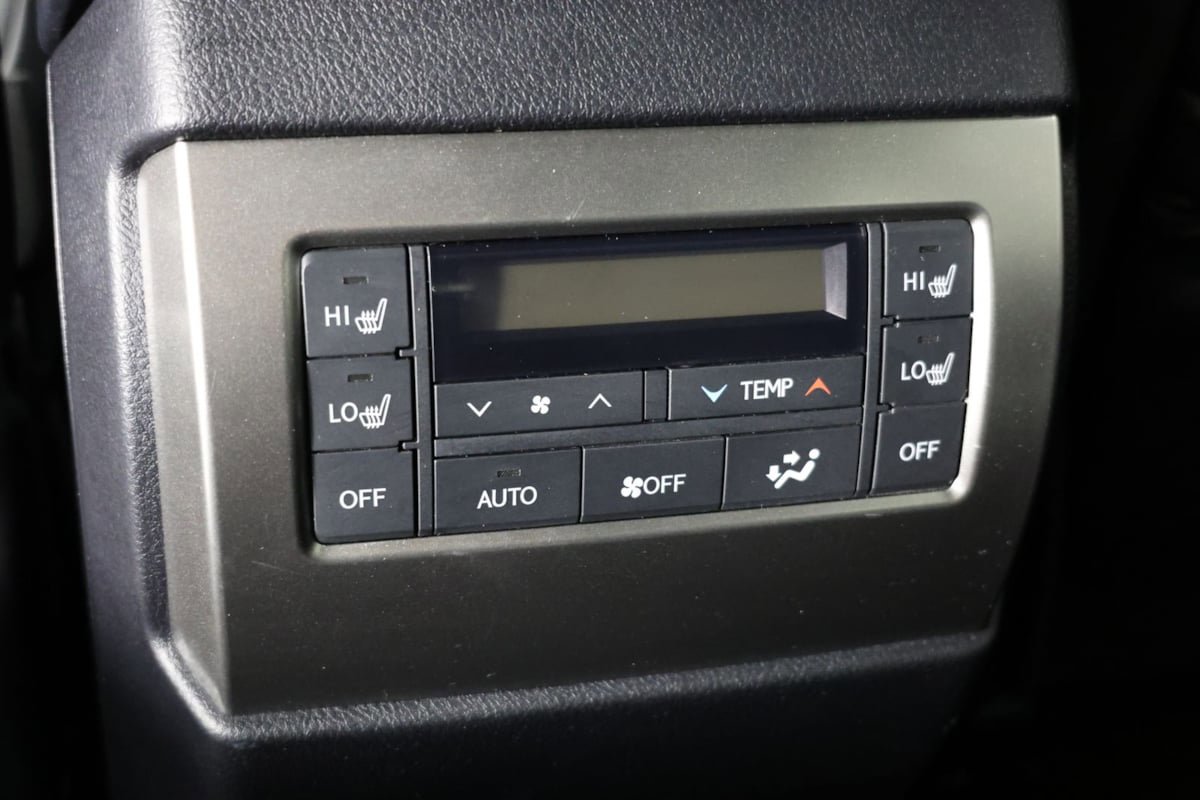 Used 2023 Lexus GX 460 Premium w/ Accessory Package AWD/4WD image 56