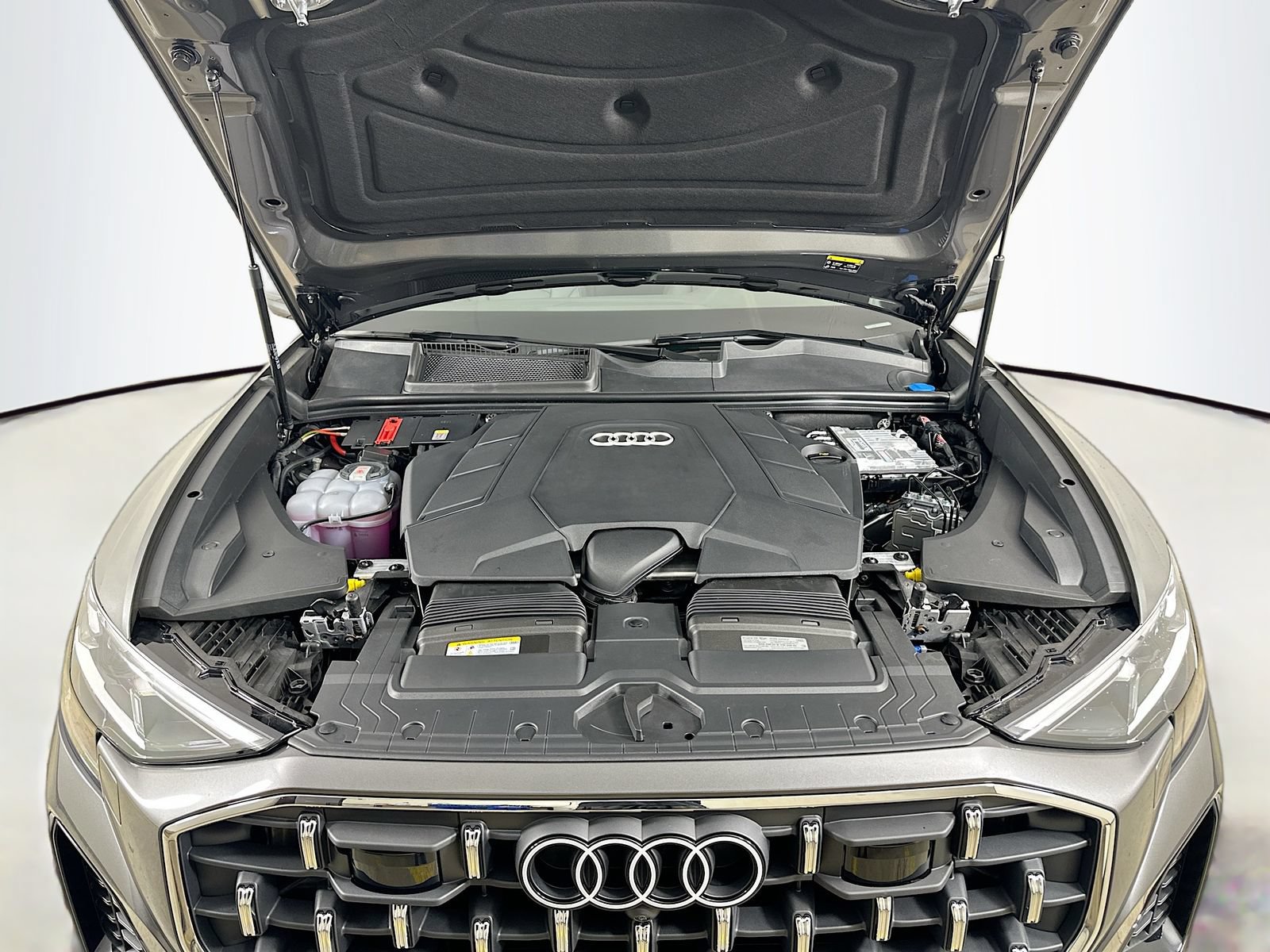 New 2026 Audi Q8 Premium Plus AWD/4WD image 13