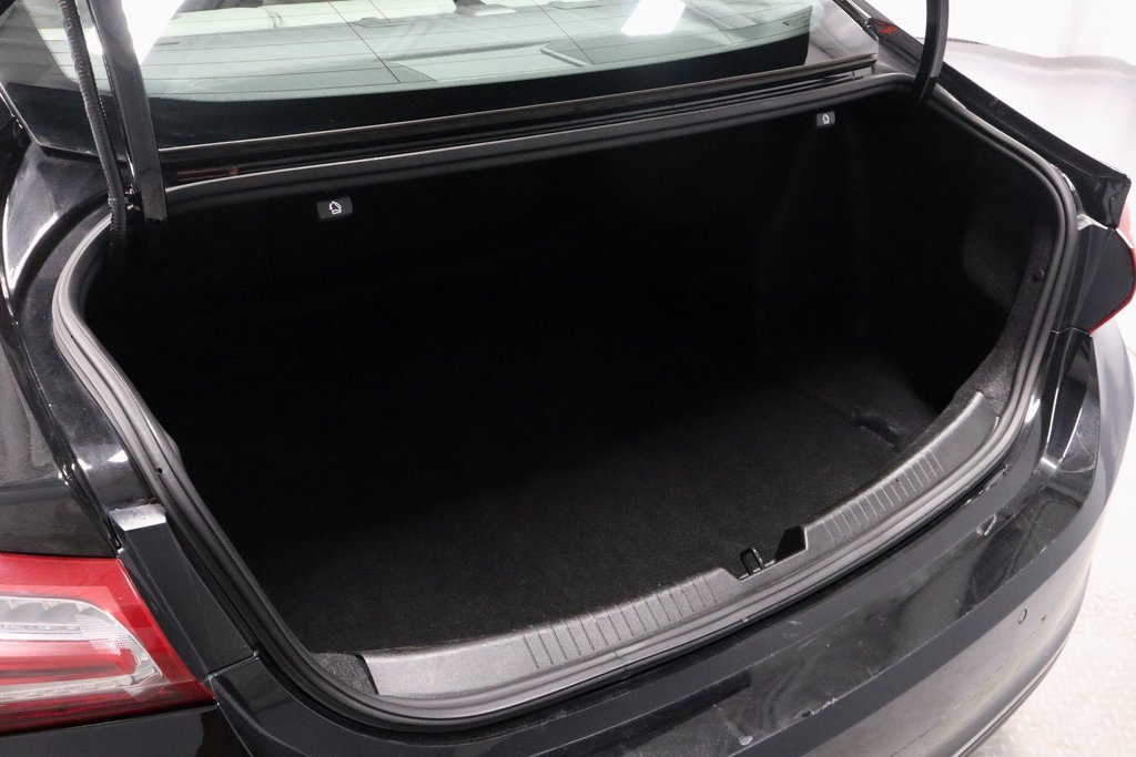 Used 2024 Chevrolet Malibu LT image 12