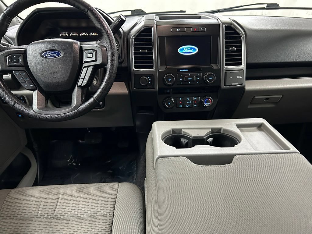 Used 2016 Ford F150 XLT w/ Equipment Group 302A Luxury AWD/4WD image 15