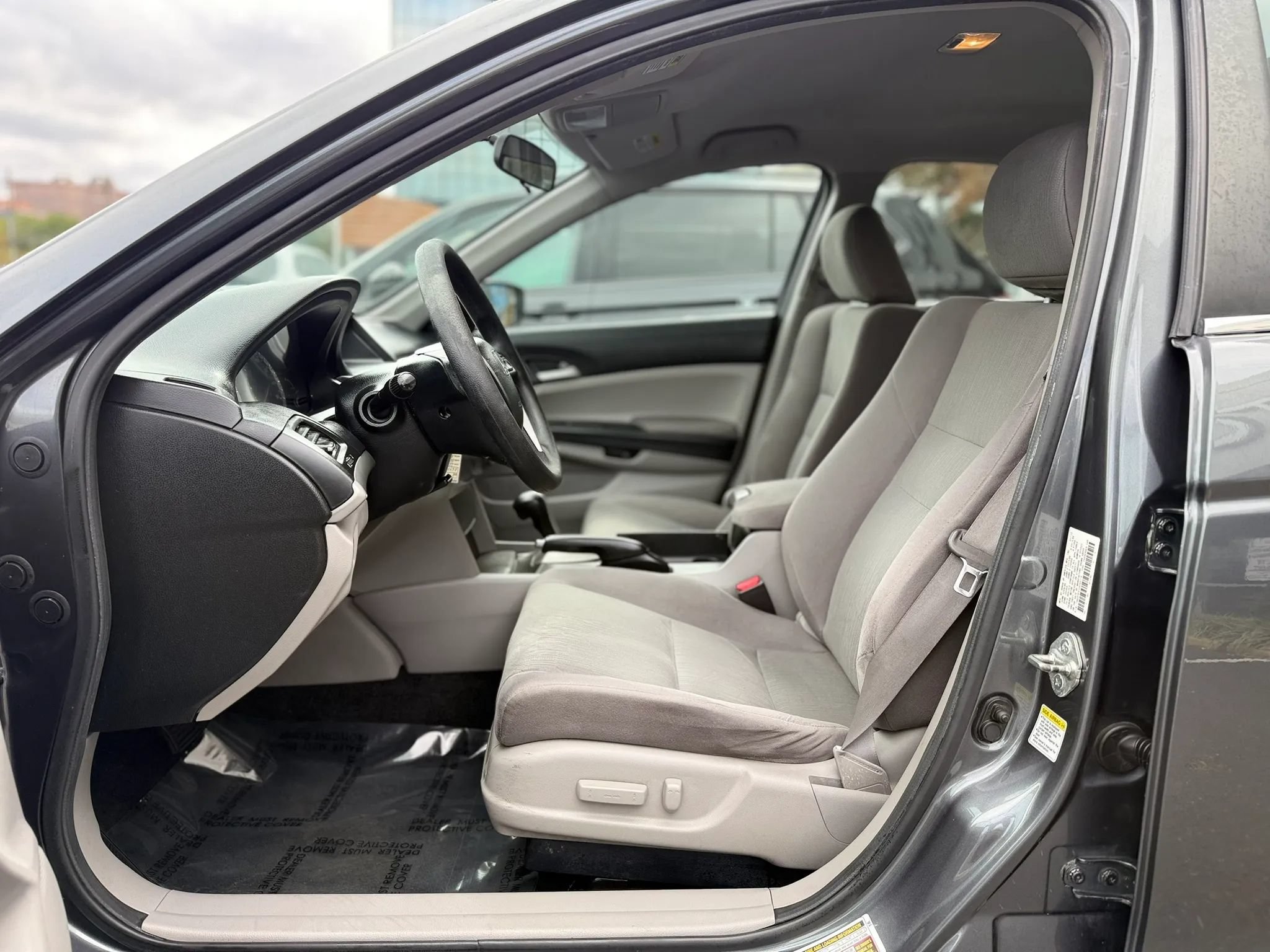 Used 2012 Honda Accord LX image 10
