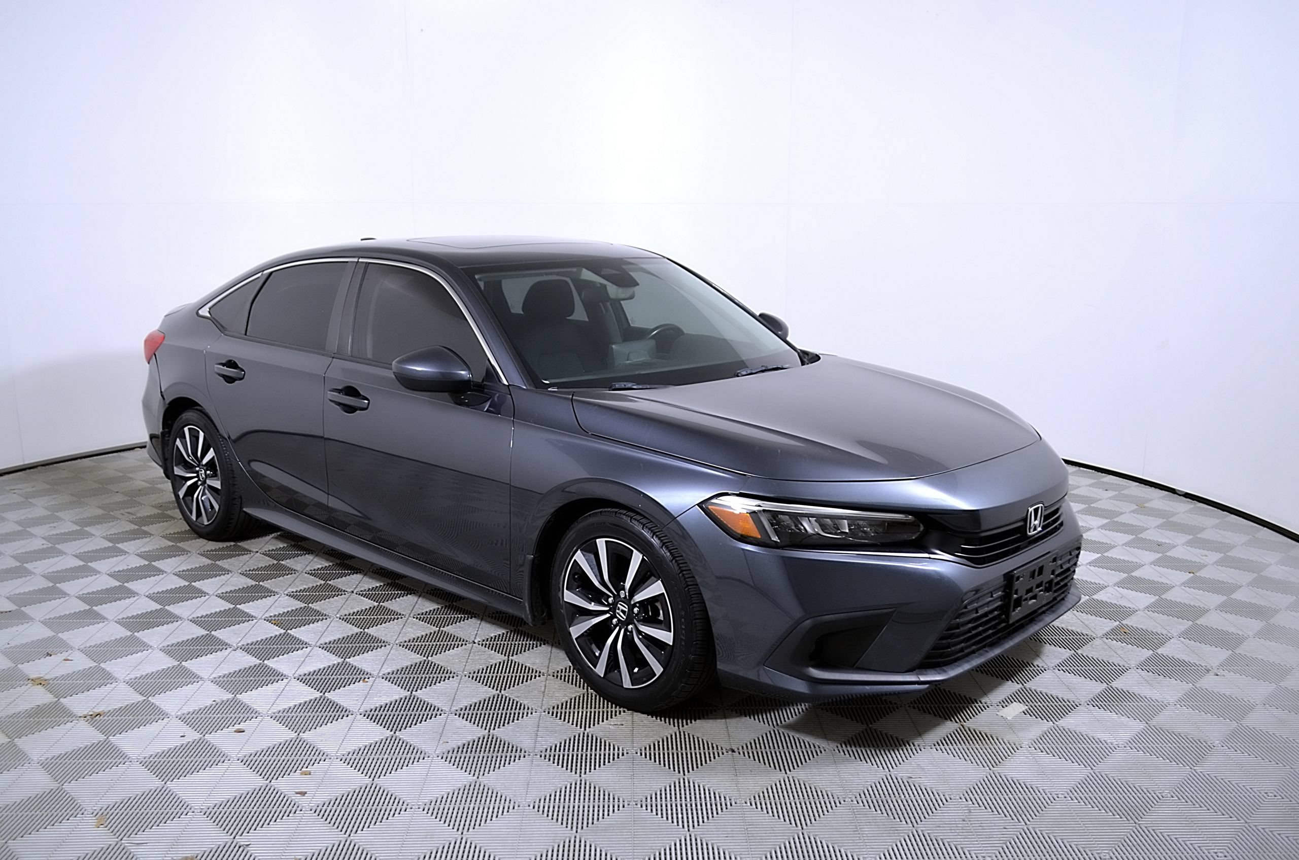 Used 2024 Honda Civic EX image 7