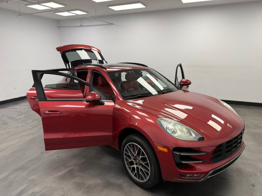 Used 2015 Porsche Macan Turbo w/ Premium Package Plus AWD/4WD image 32