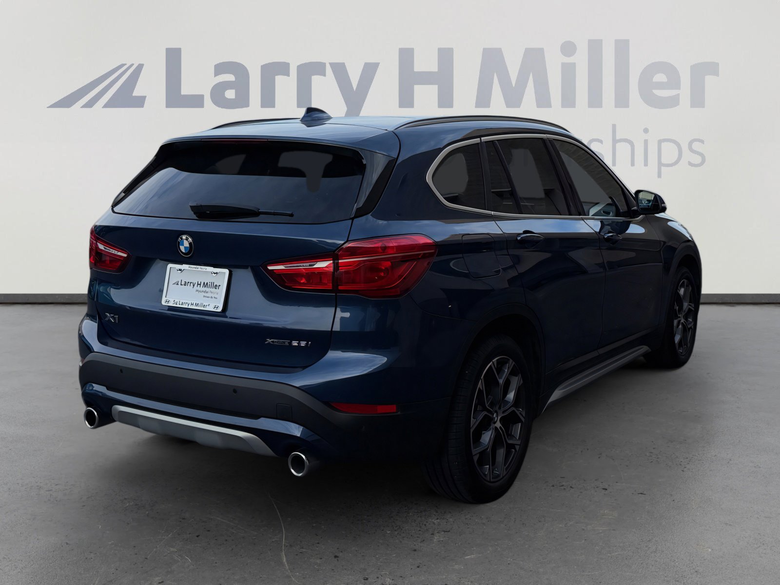 Used 2021 BMW X1 xDrive28i w/ Convenience Package image 5