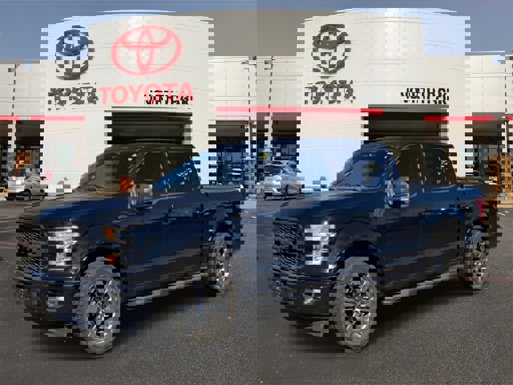 Used 2017 Ford F150 XLT w/ Equipment Group 302A Luxury image 1