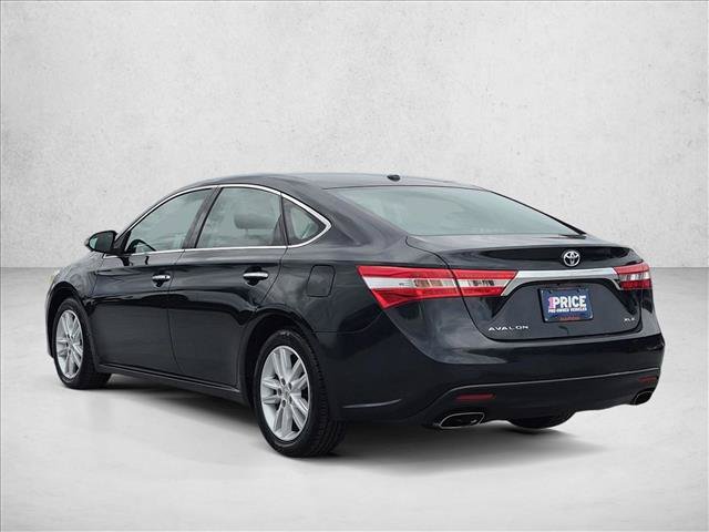 Used 2015 Toyota Avalon XLE w/ Preferred Accessory Package FWD image 8