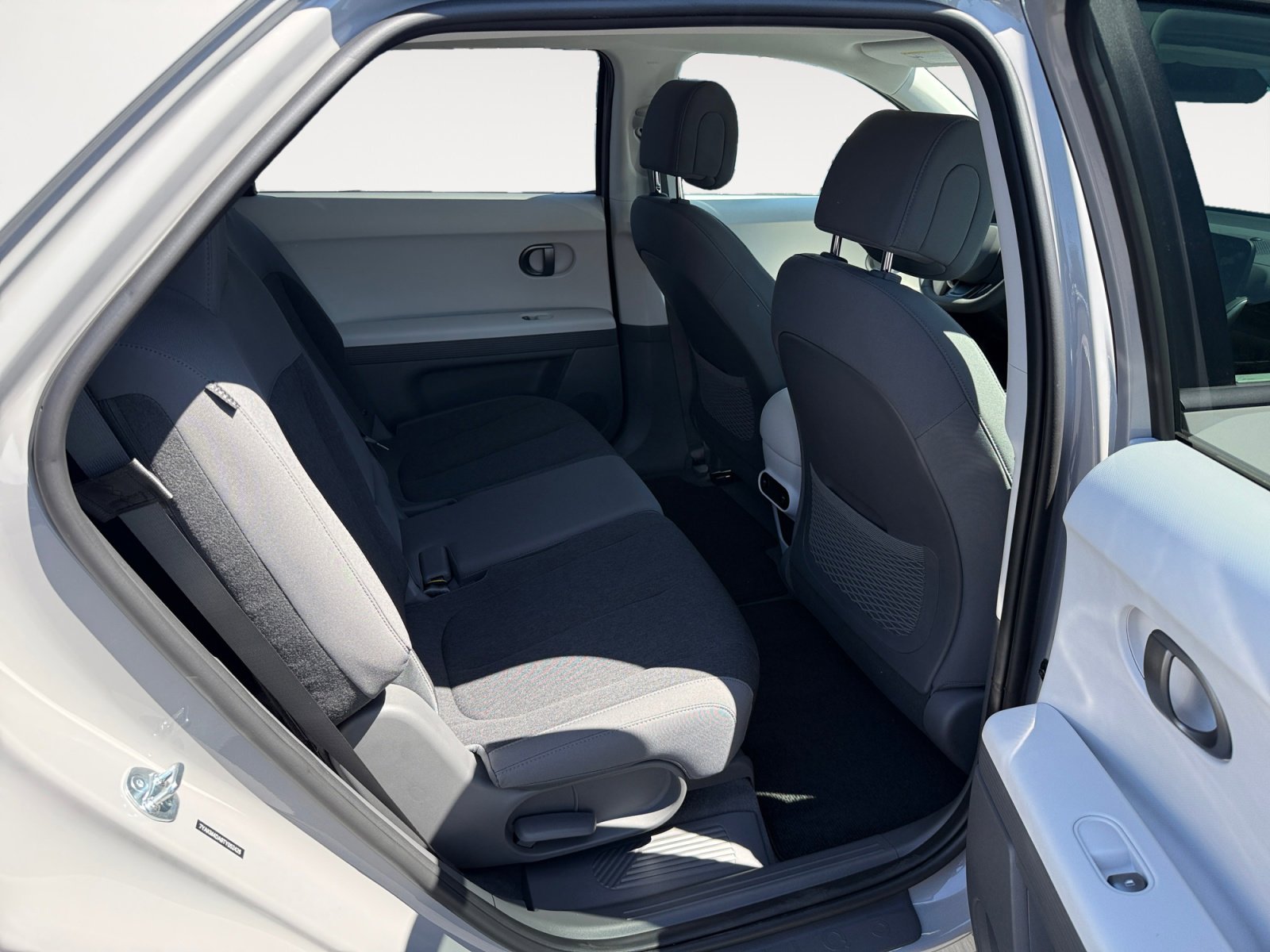 Used 2026 Hyundai Ioniq 5 SE RWD image 18