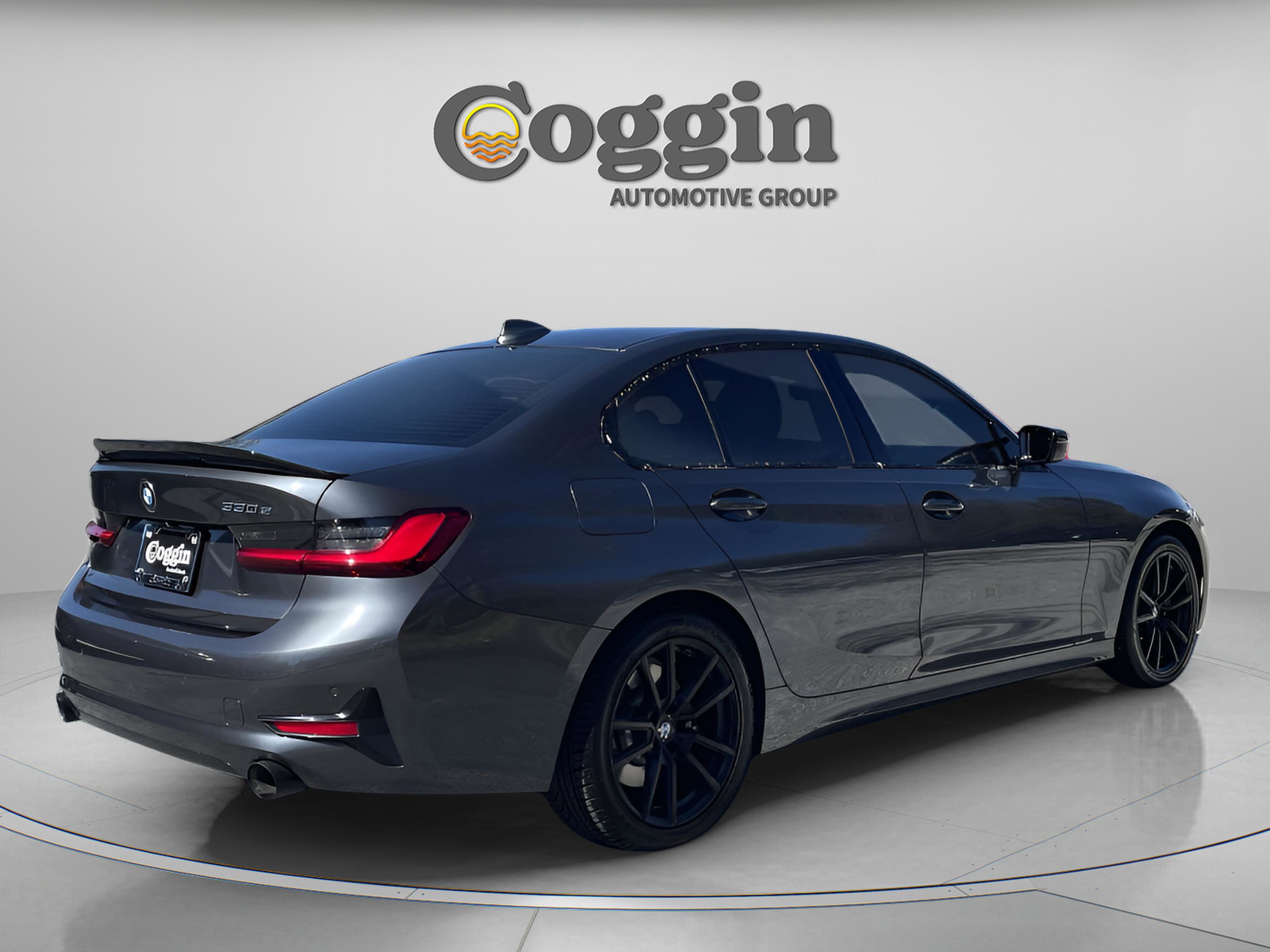 Used 2021 BMW 330e w/ Convenience Package image 6