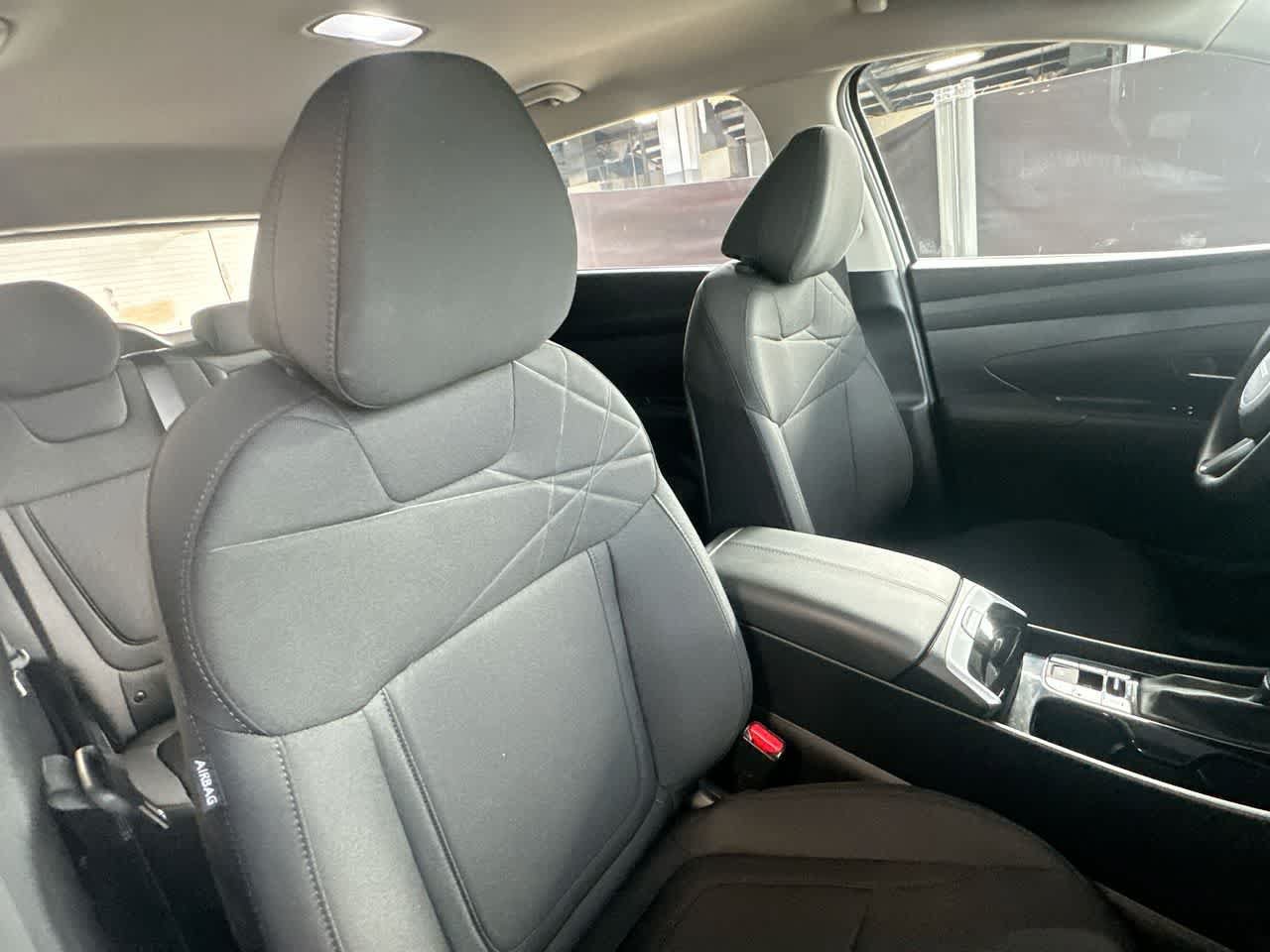 Used 2026 Hyundai Tucson SE FWD image 27