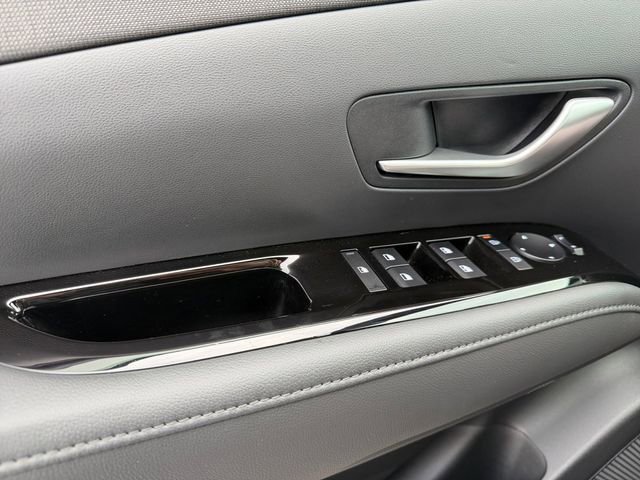 Used 2025 Hyundai Santa Cruz XRT image 4