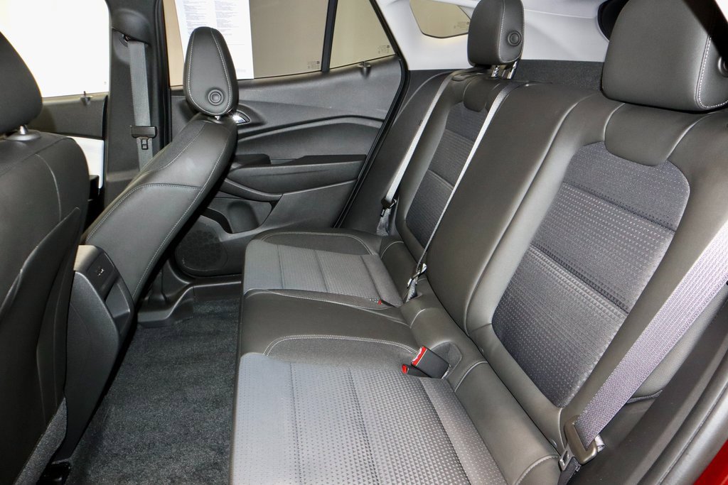 Used 2024 Chevrolet Trax LT w/ Driver Confidence Package image 22