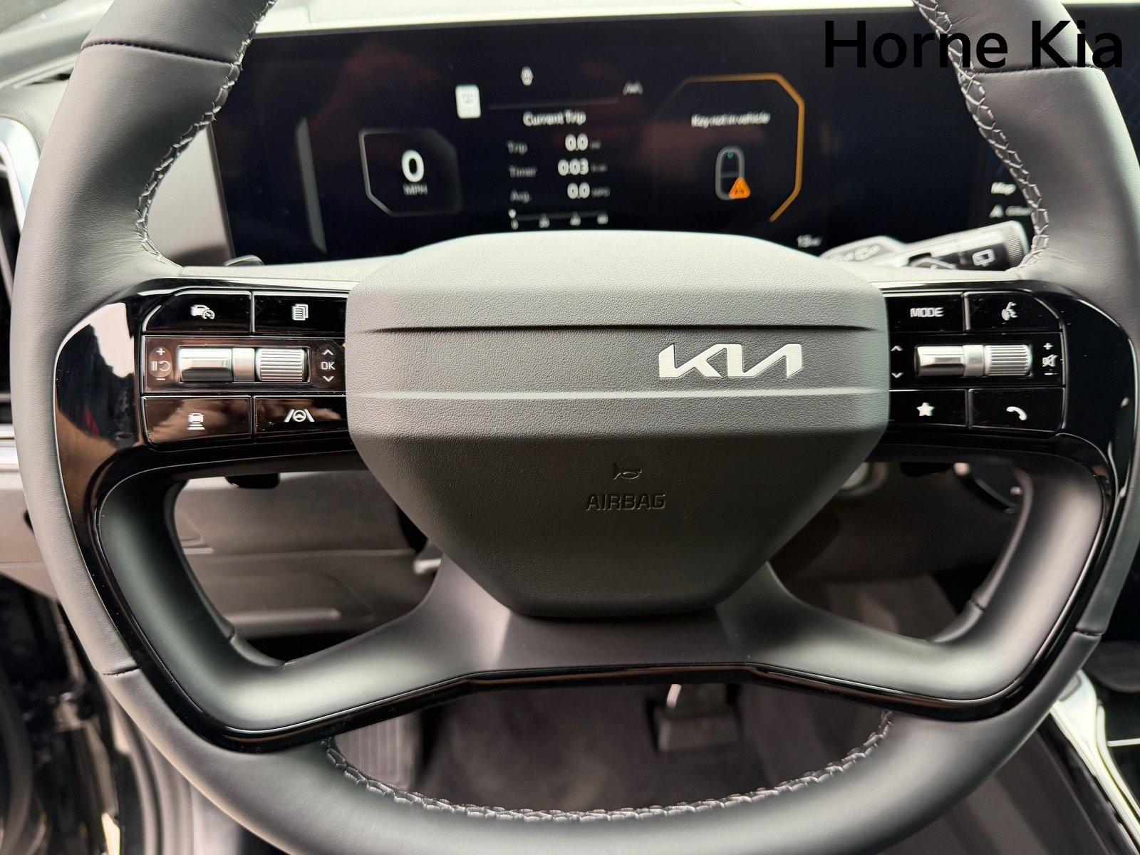 New 2026 Kia Sorento SX Prestige image 25