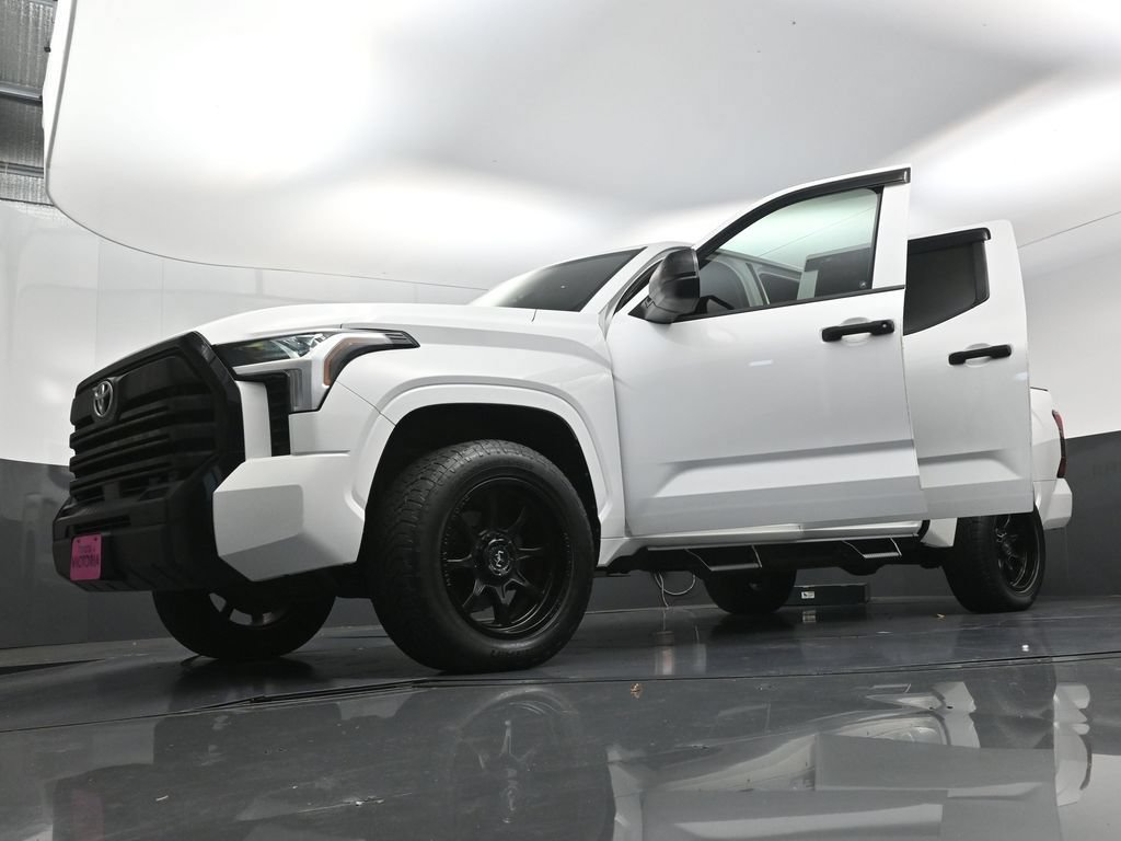 Used 2022 Toyota Tundra SR w/ SR Tow Package AWD/4WD image 29