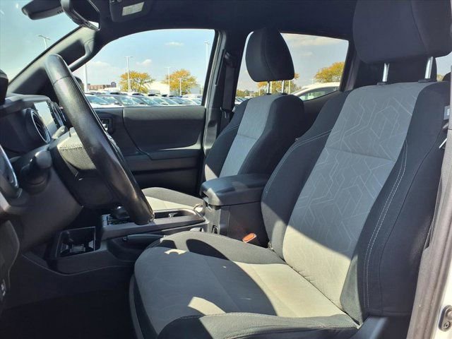 Used 2021 Toyota Tacoma TRD Sport image 11