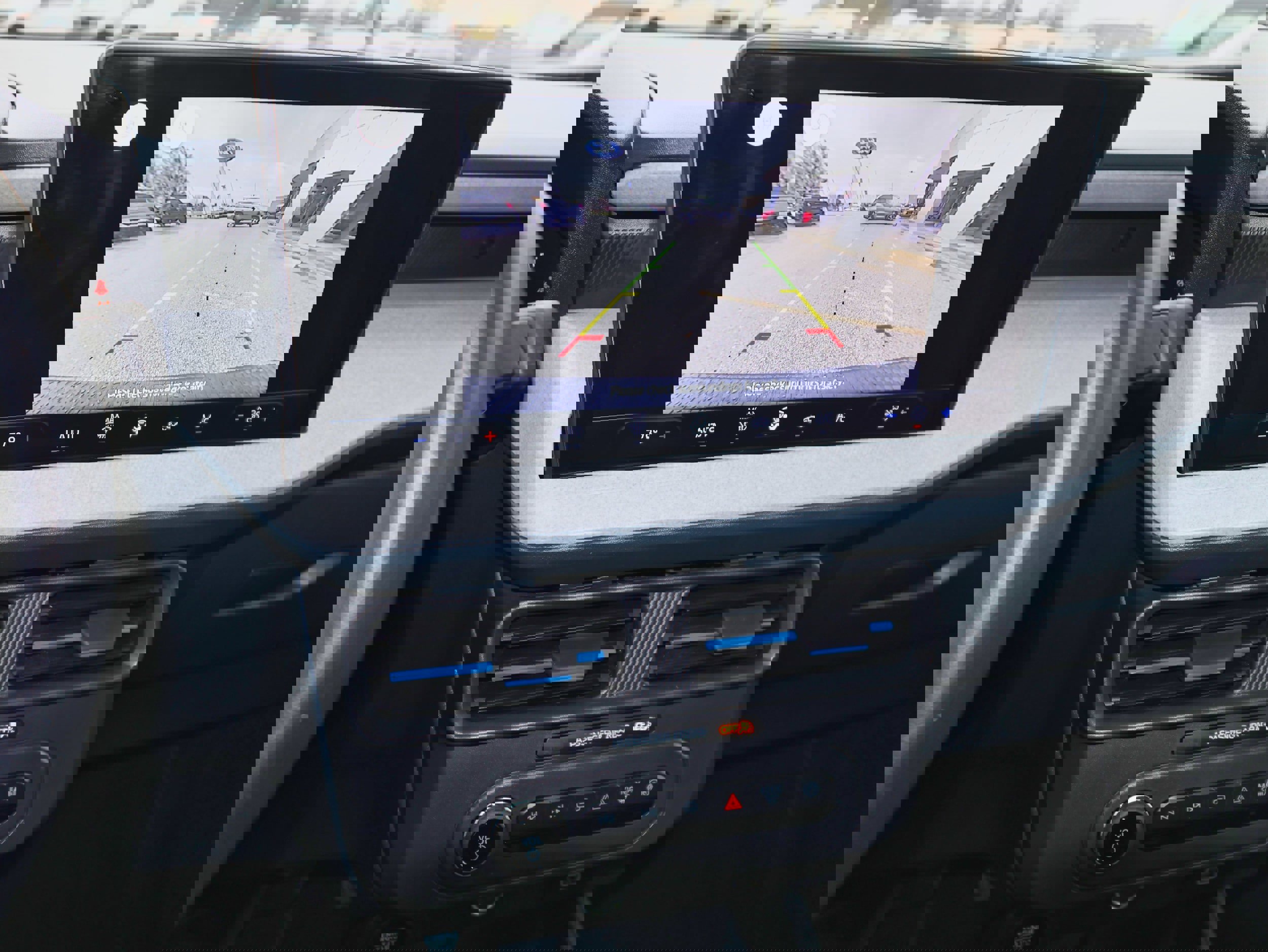 Used 2025 Ford Maverick XLT image 17