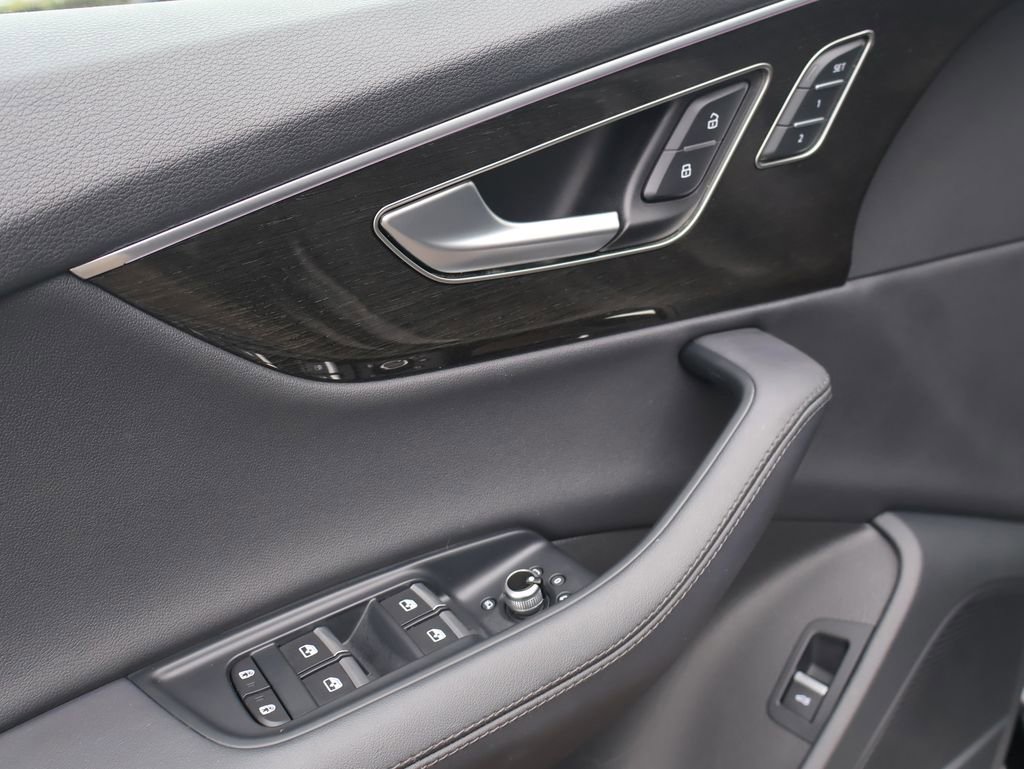 Used 2024 Audi Q7 2.0T Premium Plus image 20