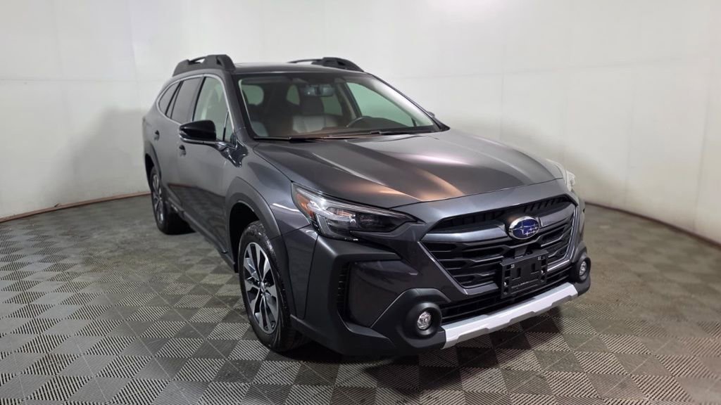 Used 2023 Subaru Outback Limited image 10