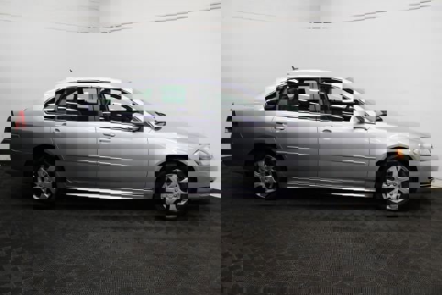 Used 2010 Chevrolet Impala LS image 4