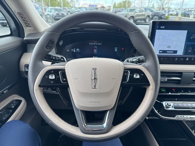 Used 2024 Lincoln Corsair AWD image 17
