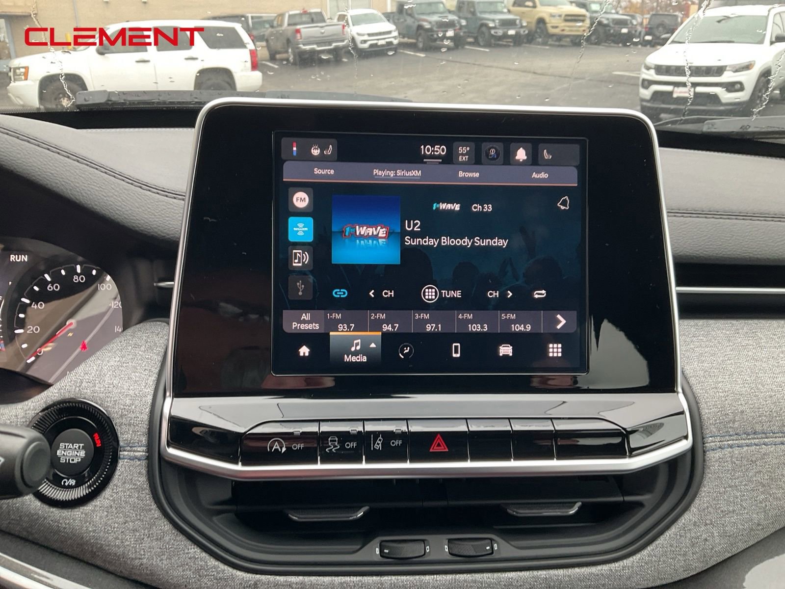 New 2026 Jeep Compass Latitude image 9