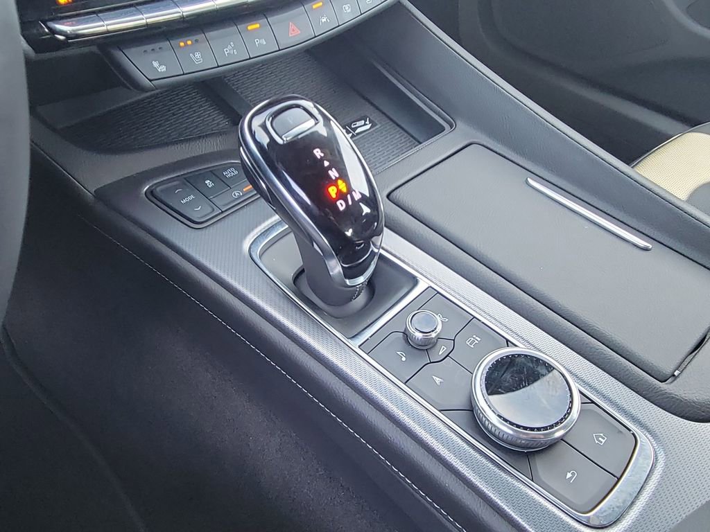 Used 2026 Cadillac CT5 Premium Luxury image 15
