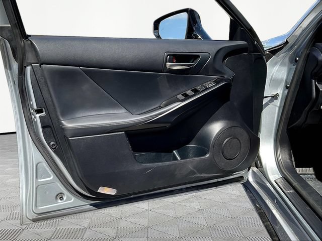 Used 2024 Lexus IS 350 F Sport RWD image 21