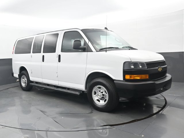 Used 2022 Chevrolet Express 2500 LS w/ Driver Convenience Package RWD image 20