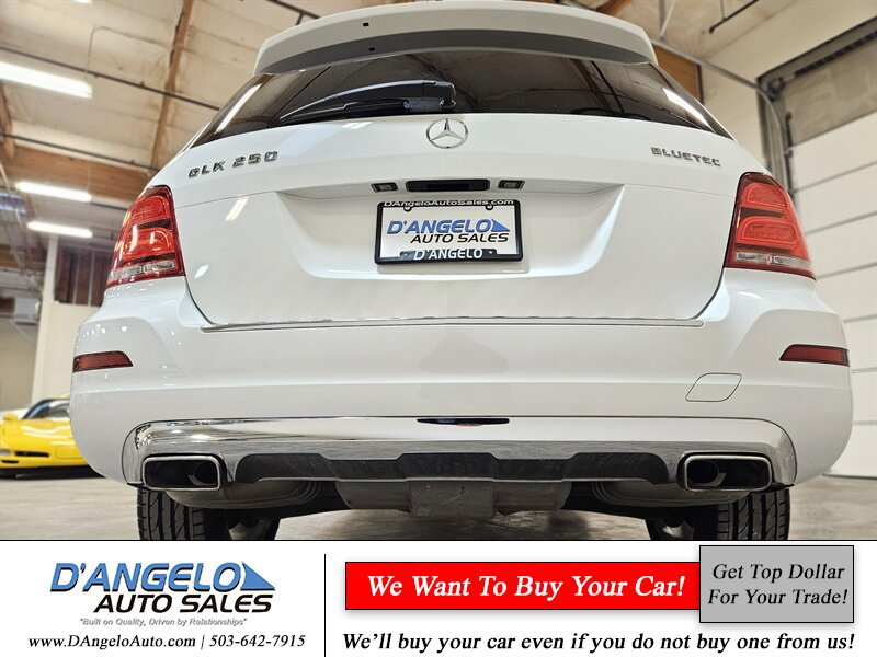 Used 2015 Mercedes-Benz GLK 250 BlueTEC 4MATIC image 16